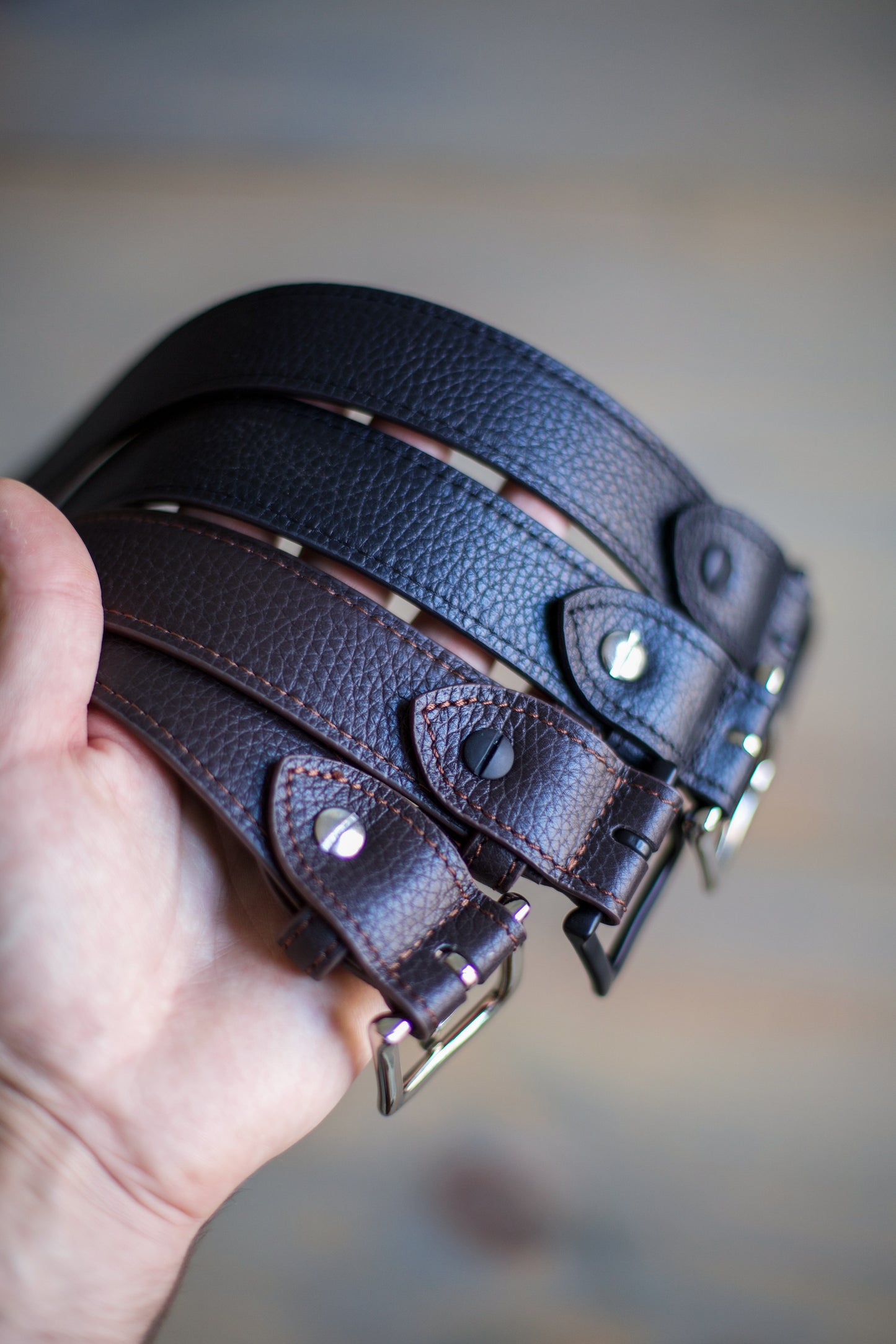 UNISEX BELT WITH SILVER BUCKLE (black pebbled leather)