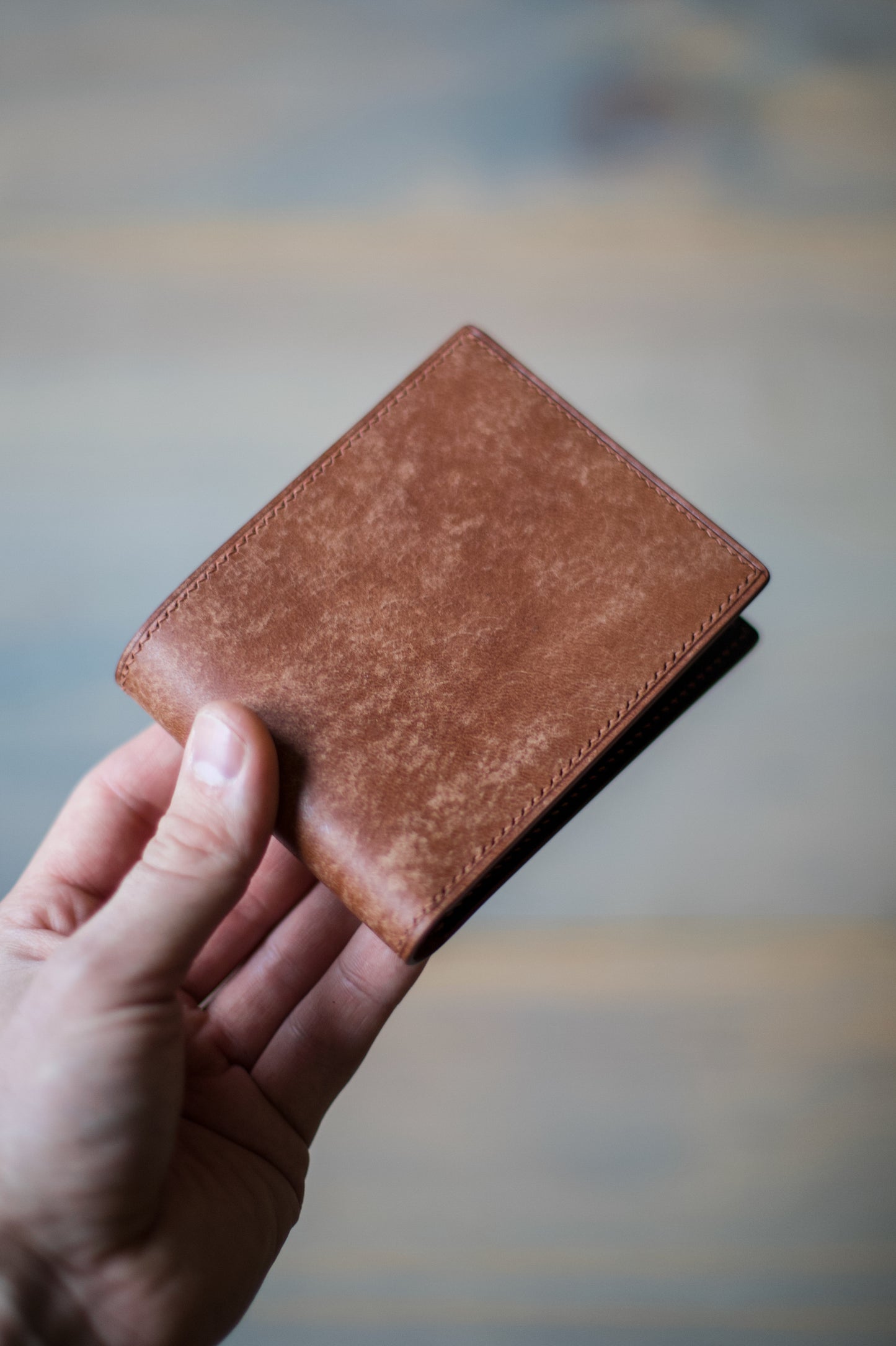 6 SLOT BIFOLD (whiskey/ black maya leather)