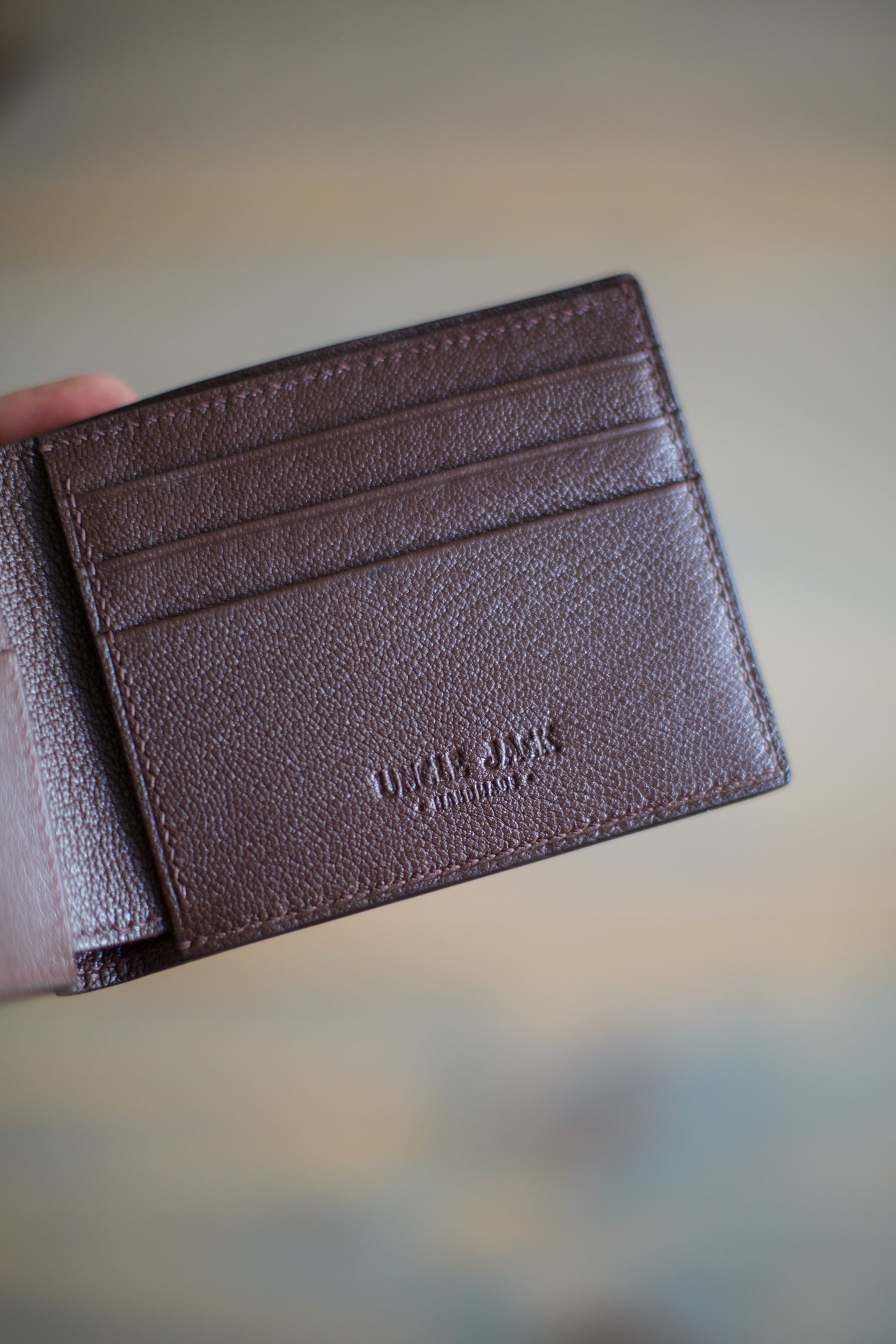 6 SLOT BIFOLD (brown stingray/ goat leather)