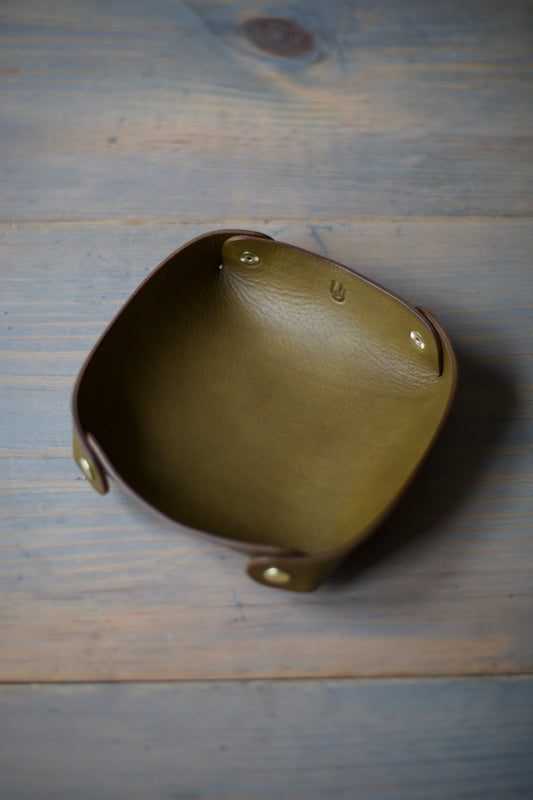 VALET TRAY (olive leather)