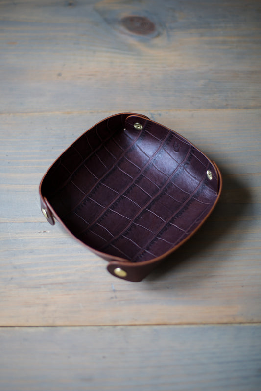 VALET TRAY (embossed alligator/brown leather)