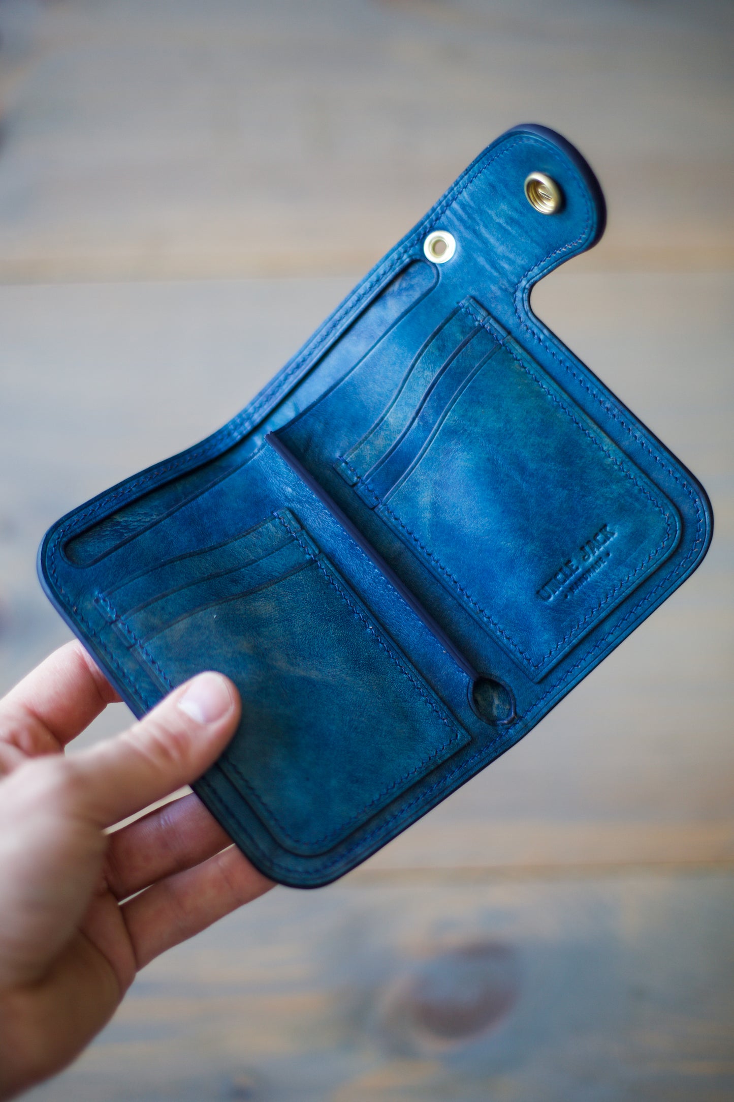 CONCHO WALLET (blue veg tan leather)