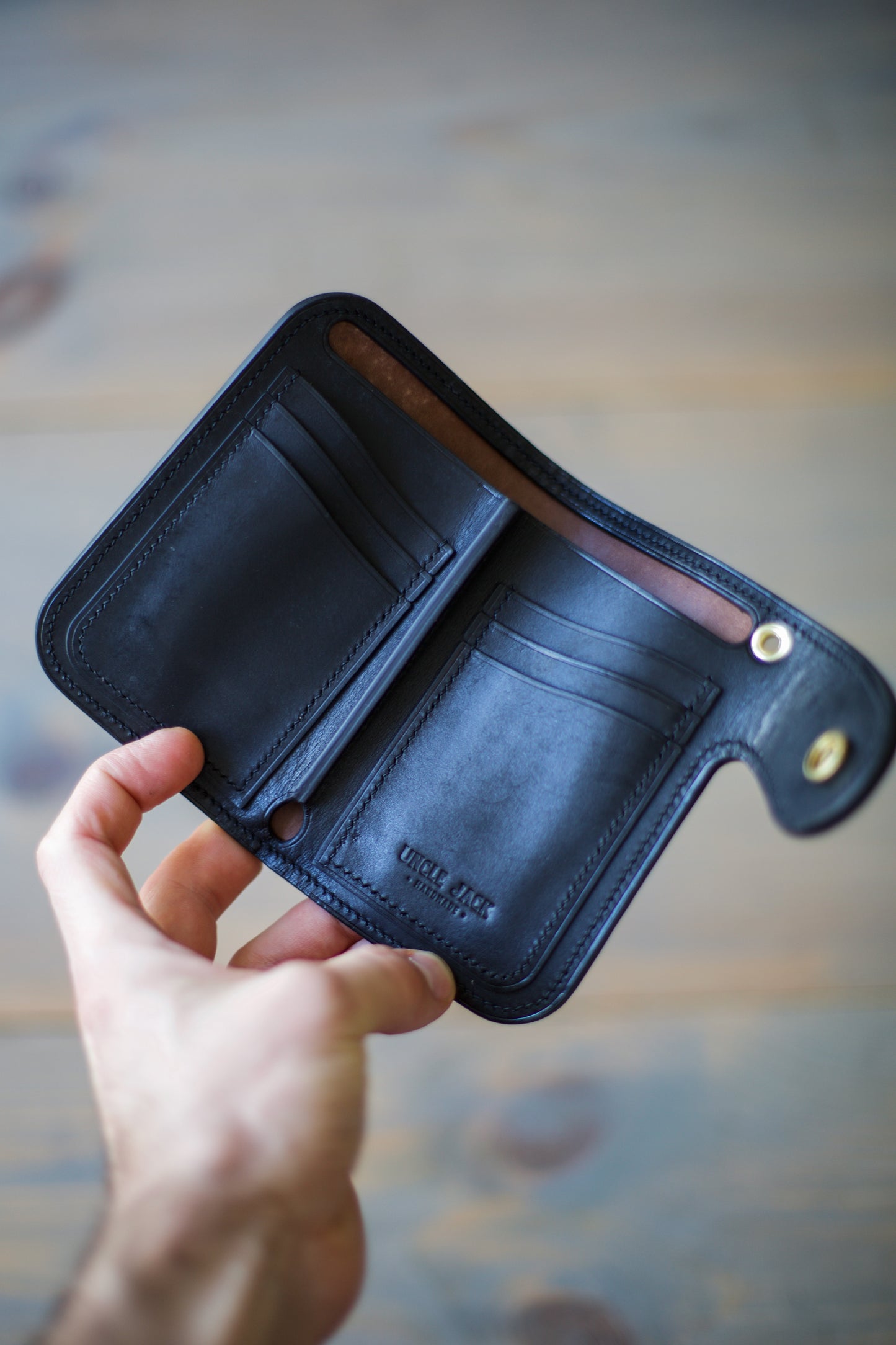 CONCHO WALLET (black veg tan leather)