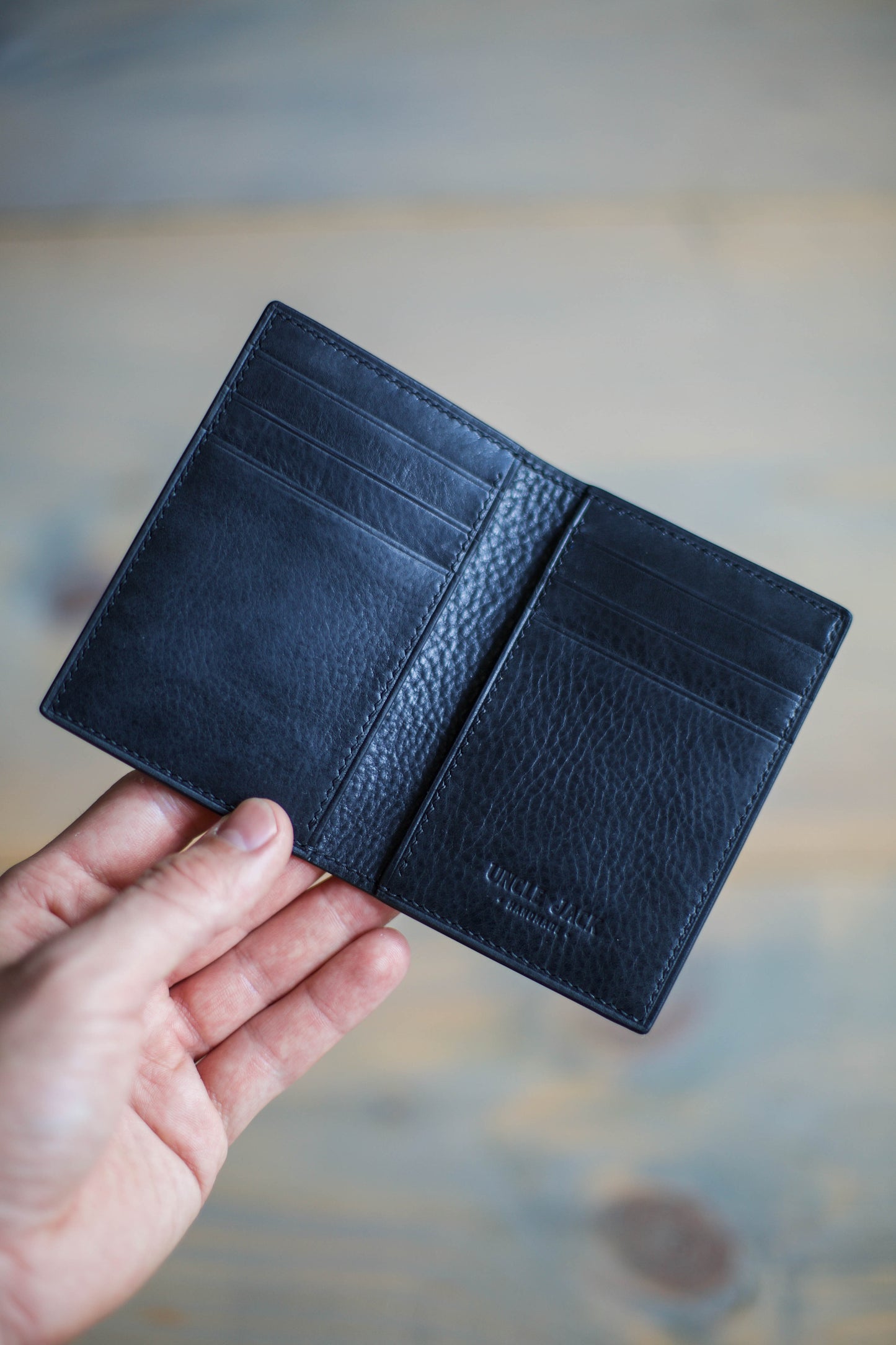 6 SLOT BIFOLD (black veg tan/ dark grey lizard leather)