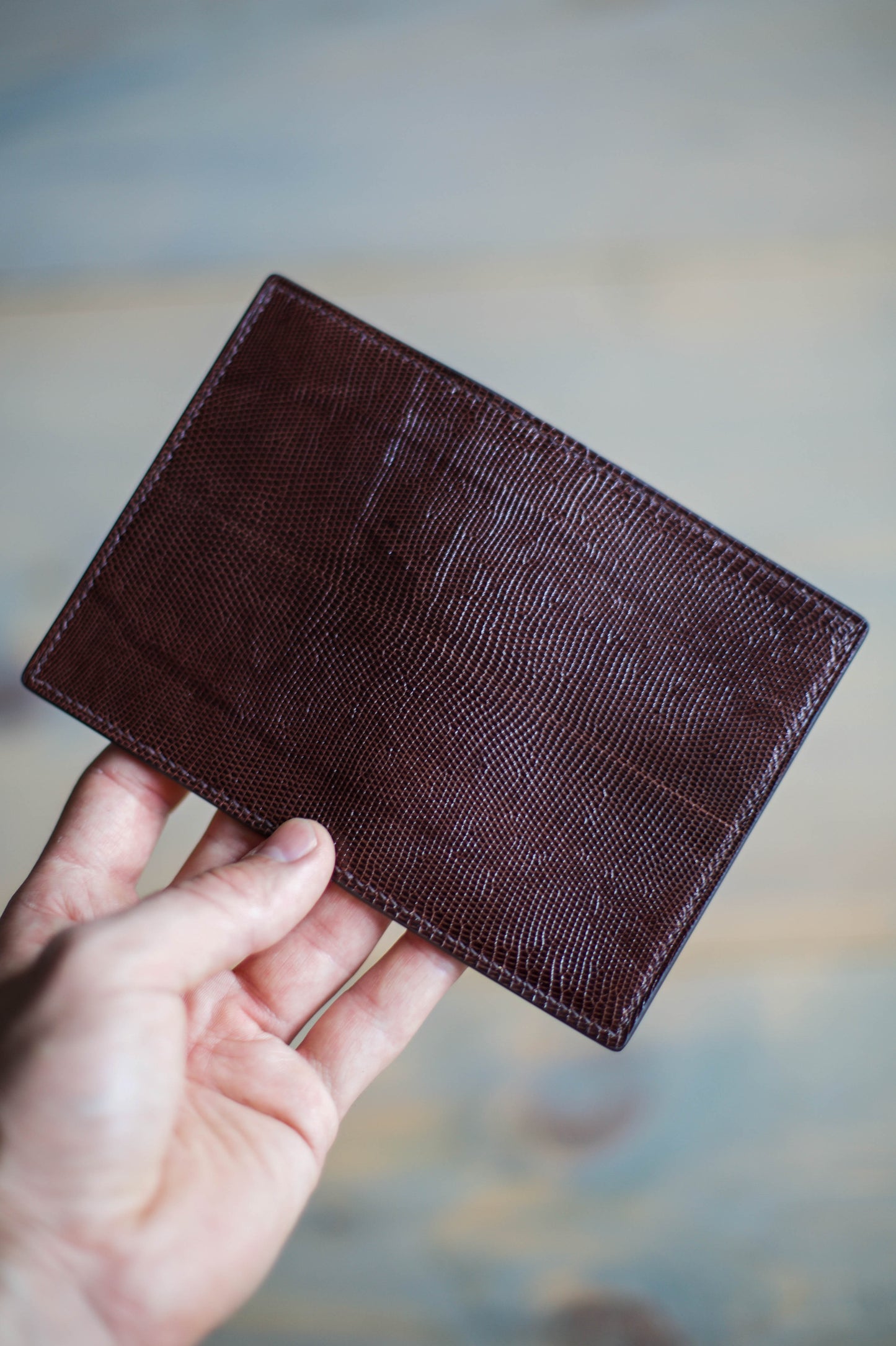 6 SLOT BIFOLD (brown veg tan/ brown lizard leather)