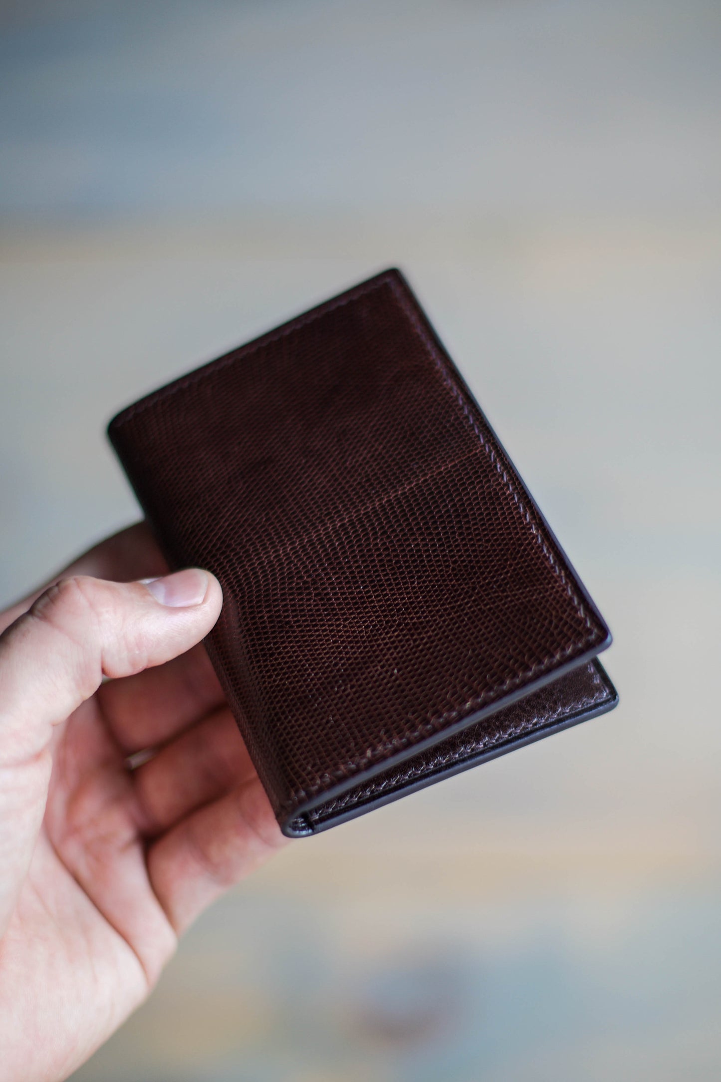 6 SLOT BIFOLD (brown veg tan/ brown lizard leather)