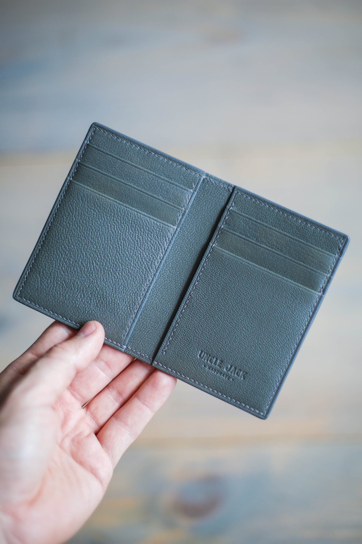 6 SLOT BIFOLD (grey goat/ grey lizard leather)