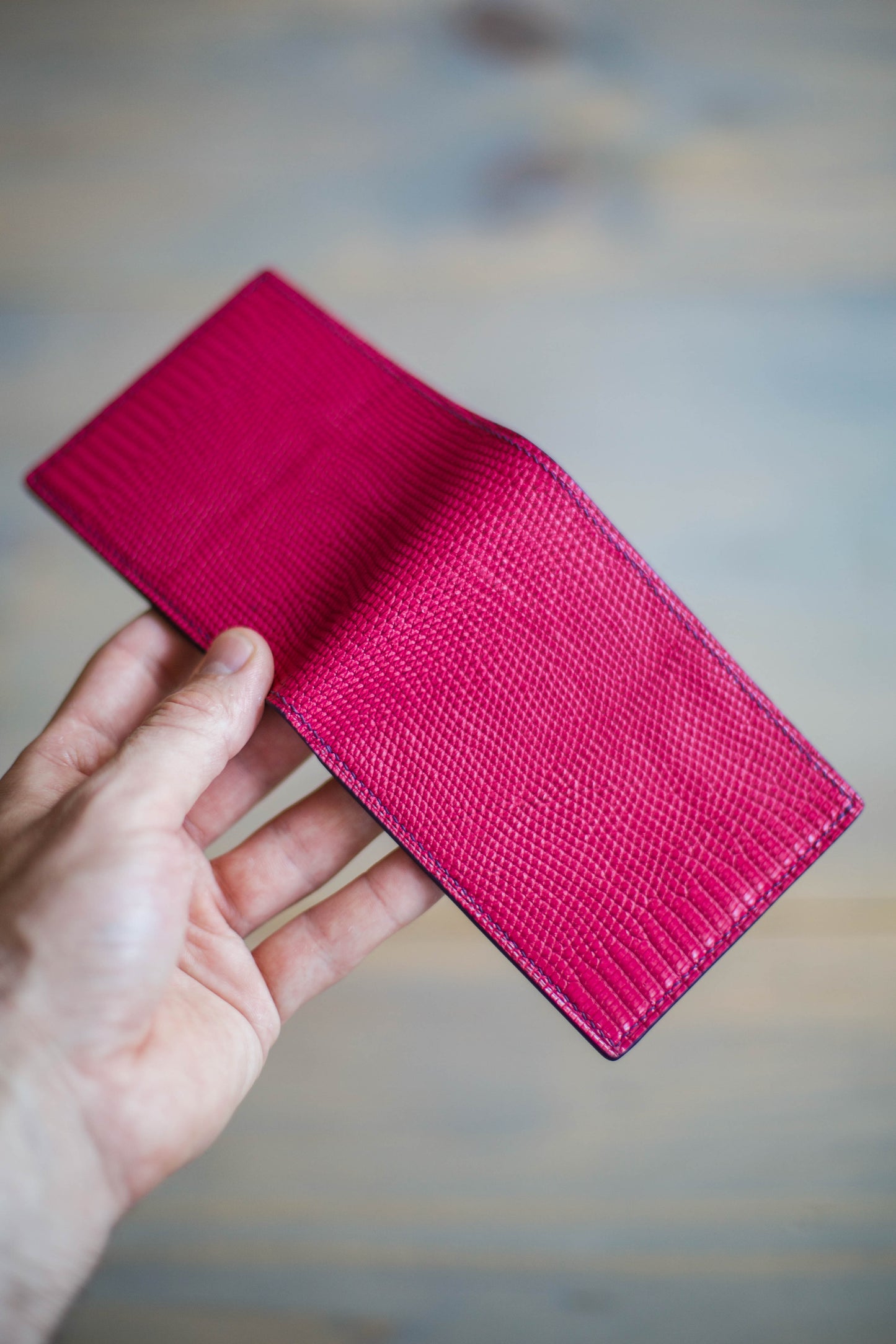 6 SLOT BIFOLD (purple veg tan/ magenta lizard leather)