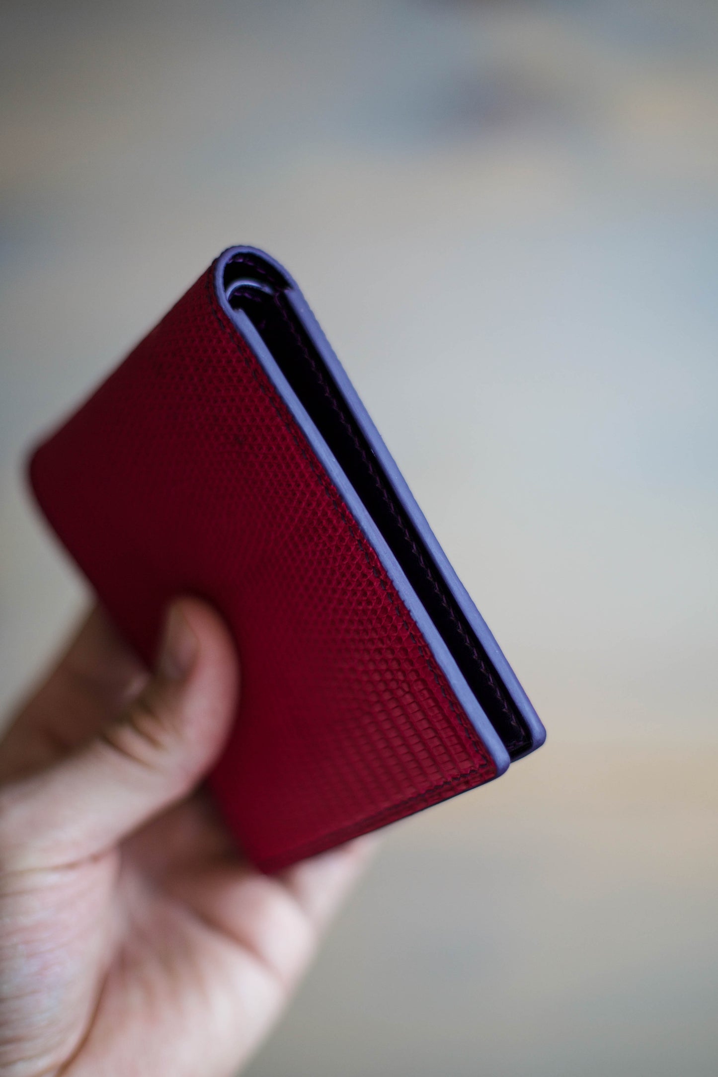 6 SLOT BIFOLD (purple veg tan/ magenta lizard leather)