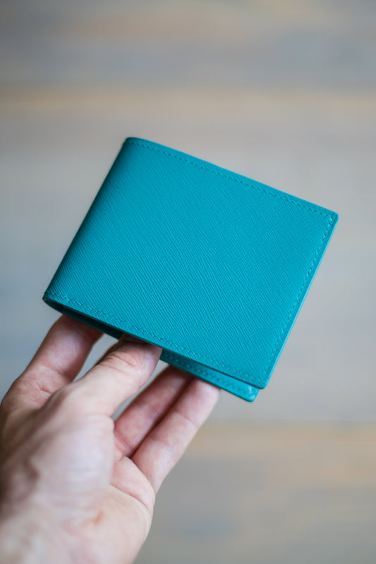 6 SLOT BIFOLD (turquoise saffiano leather)