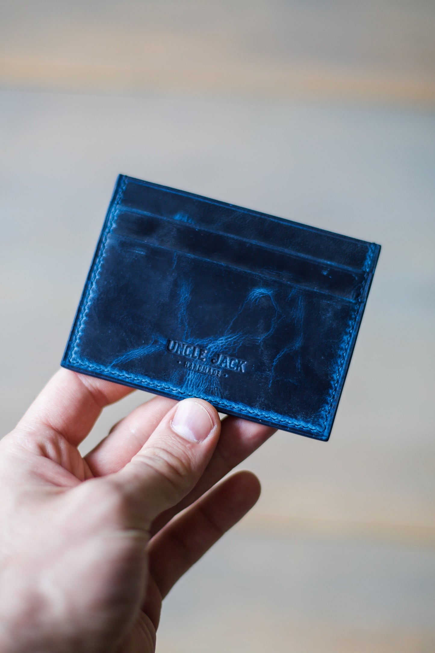 5 POCKET CARDHOLDER (blue Mad Dog leather)