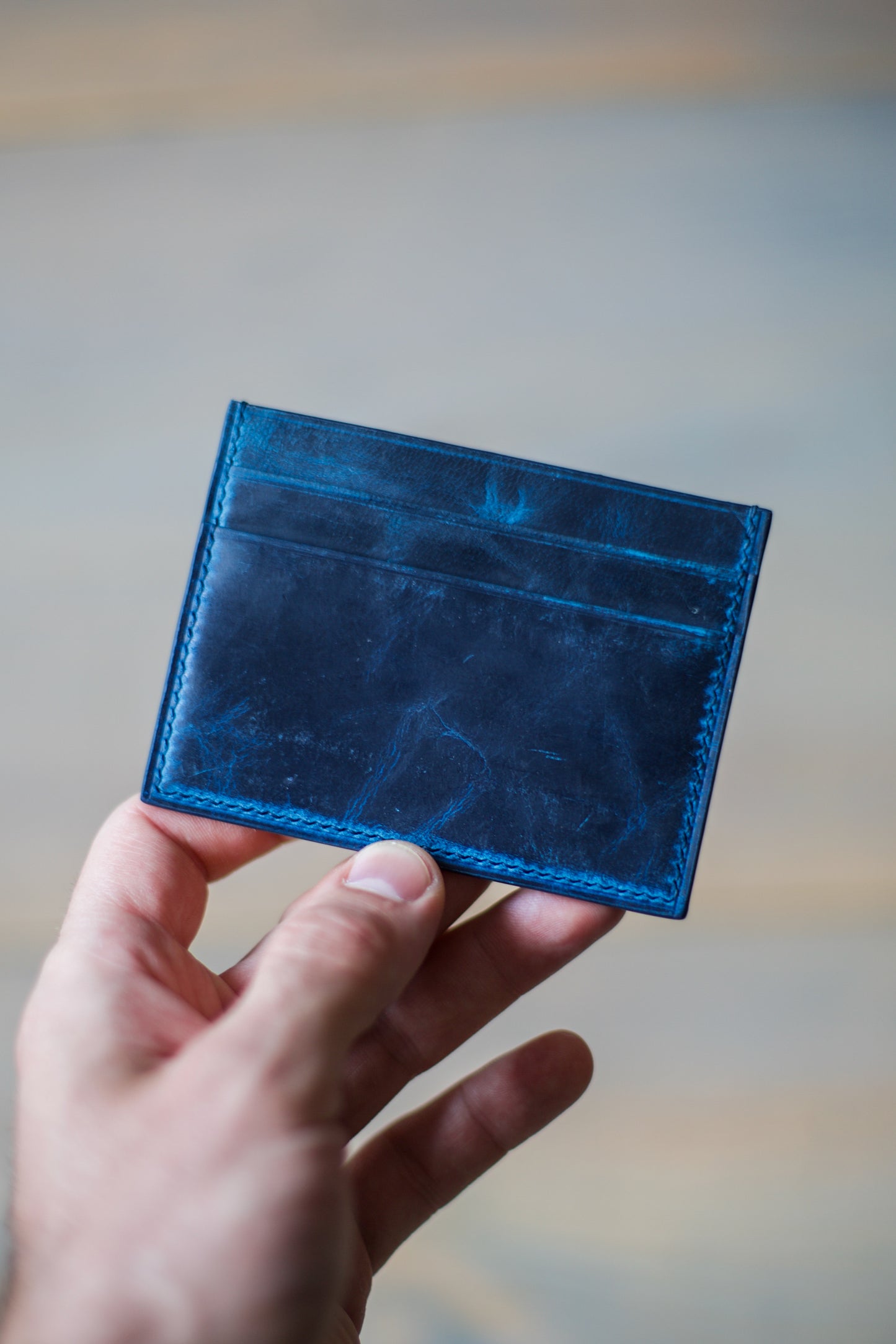 5 POCKET CARDHOLDER (blue Mad Dog leather)