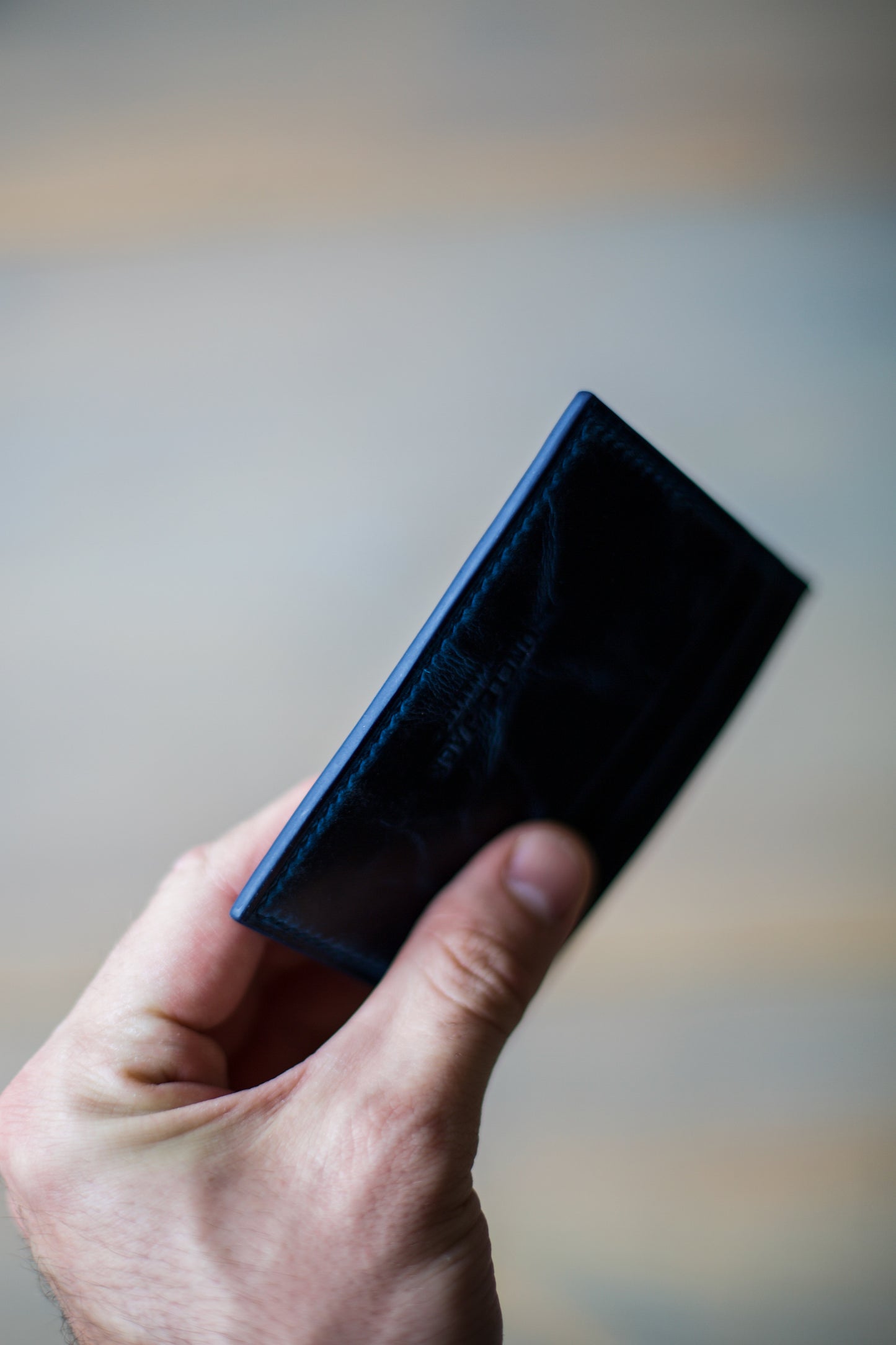 5 POCKET CARDHOLDER (blue Mad Dog leather)