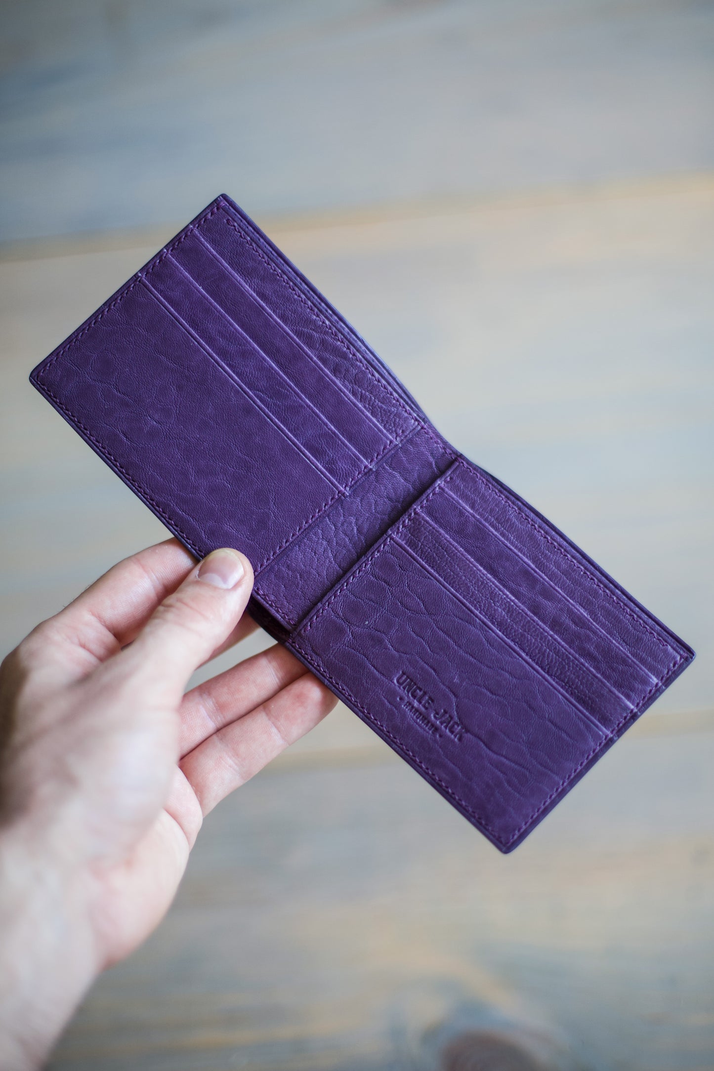 6 SLOT BIFOLD (purple lamb leather)