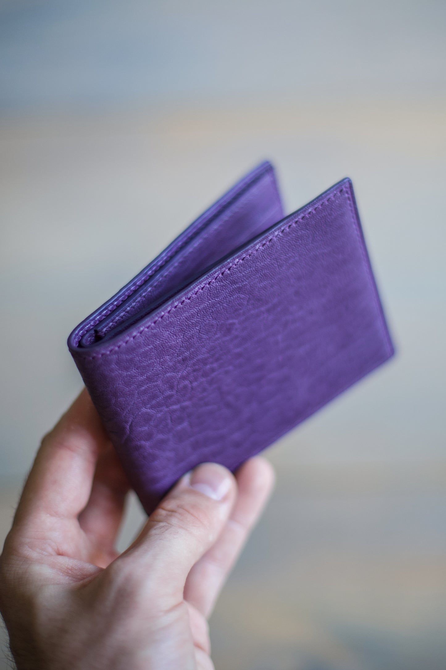 6 SLOT BIFOLD (purple lamb leather)